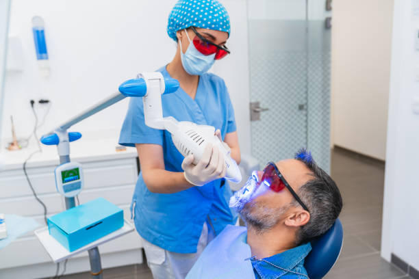 Best Orthodontic Emergency Dentist in Germantown Hls, IL